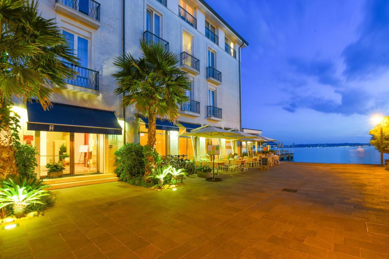 Hotel Flaminia Σιρμιόνε Εξωτερικό φωτογραφία