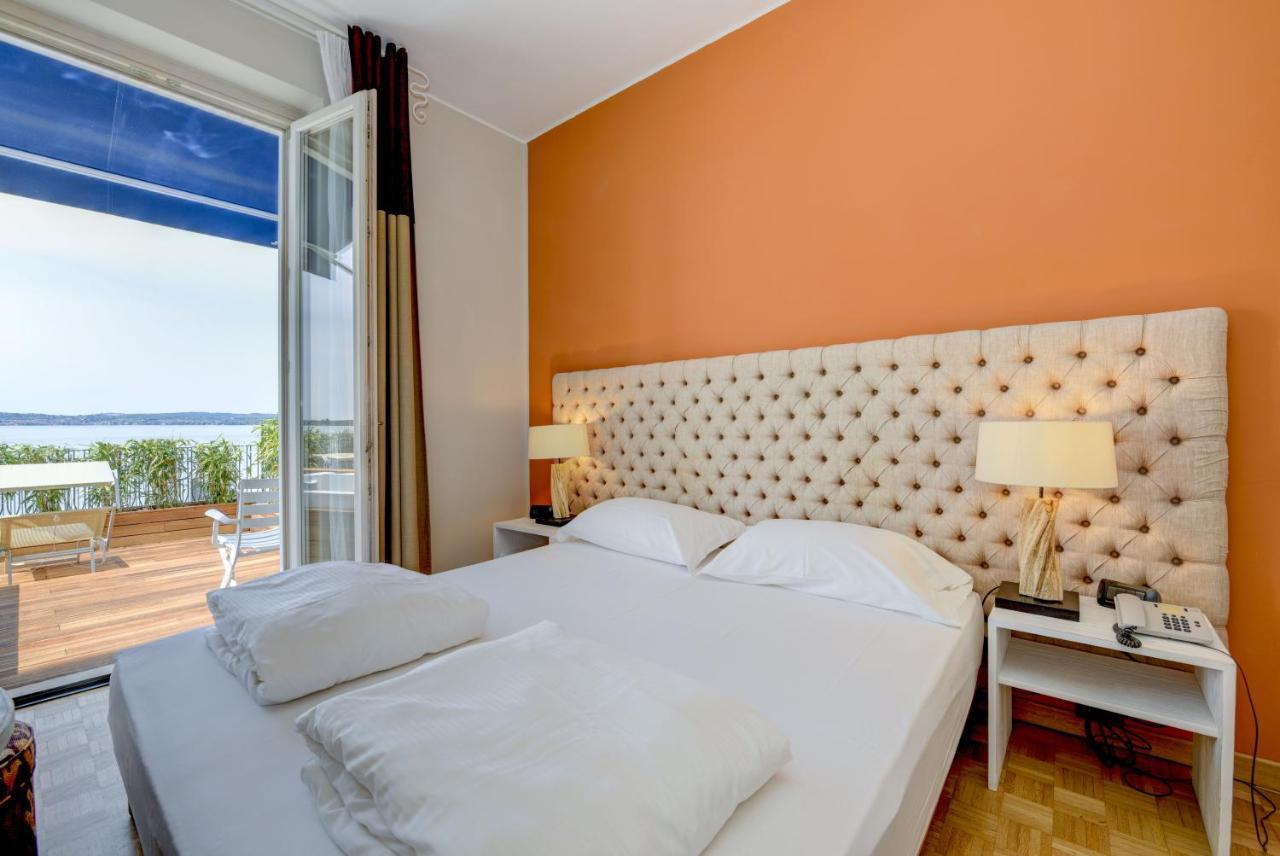 Hotel Flaminia Σιρμιόνε Εξωτερικό φωτογραφία