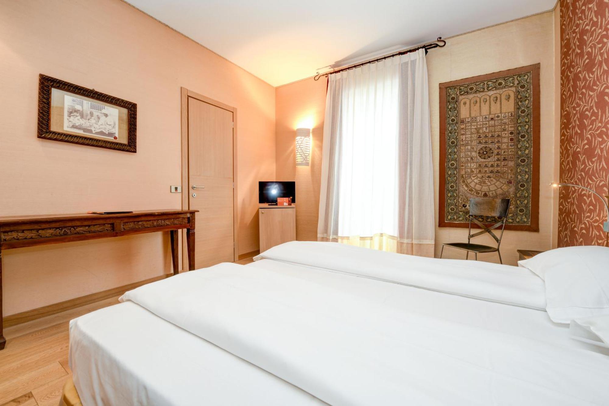 Hotel Flaminia Σιρμιόνε Δωμάτιο φωτογραφία