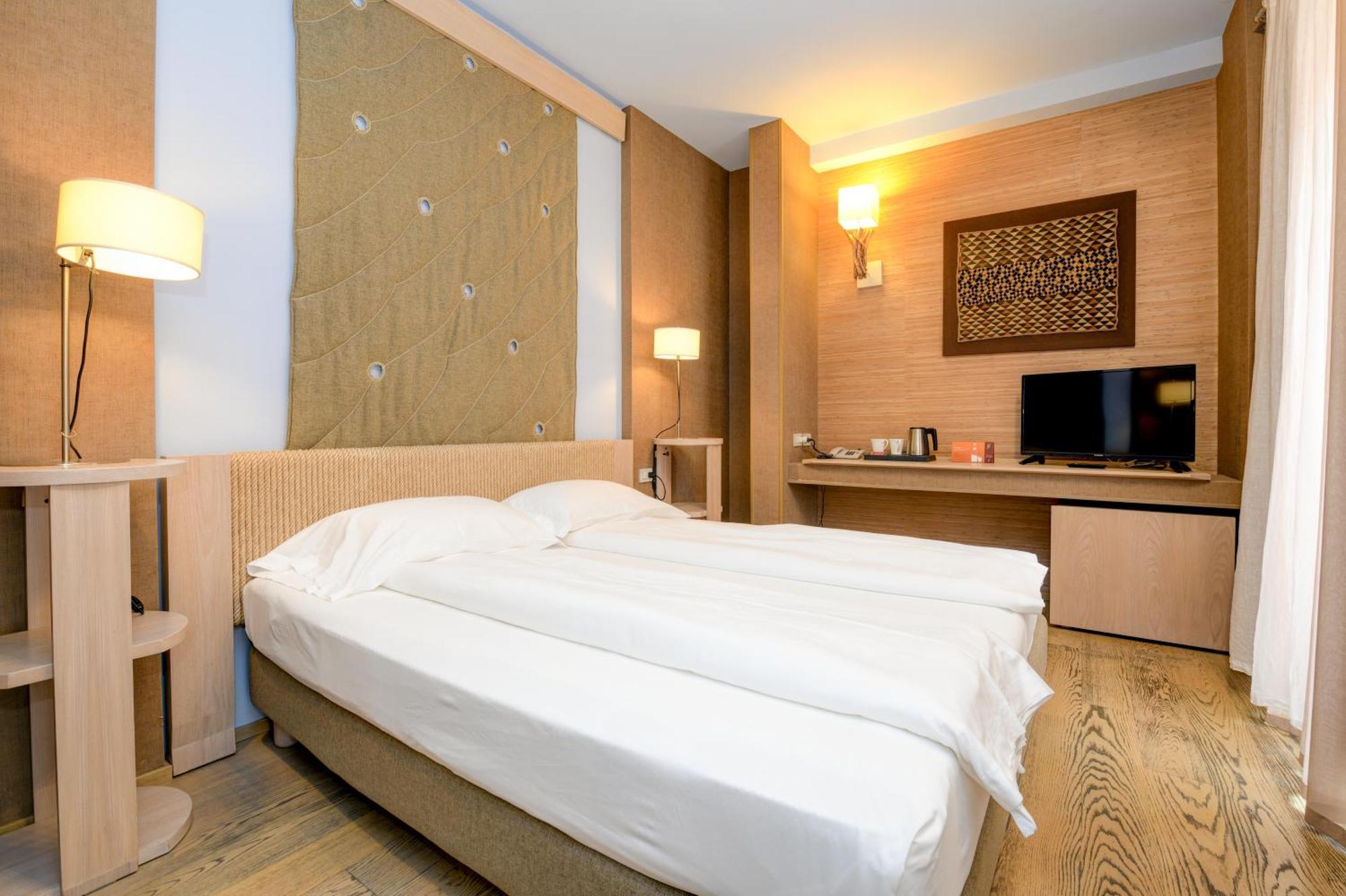 Hotel Flaminia Σιρμιόνε Δωμάτιο φωτογραφία